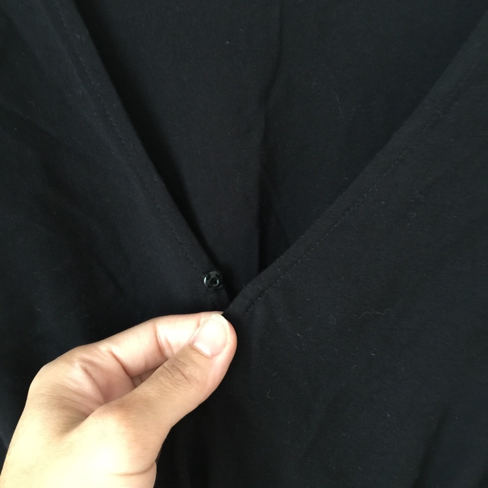 H&M Divided - Black Simple Wrap Dress - Picture 2 of 3